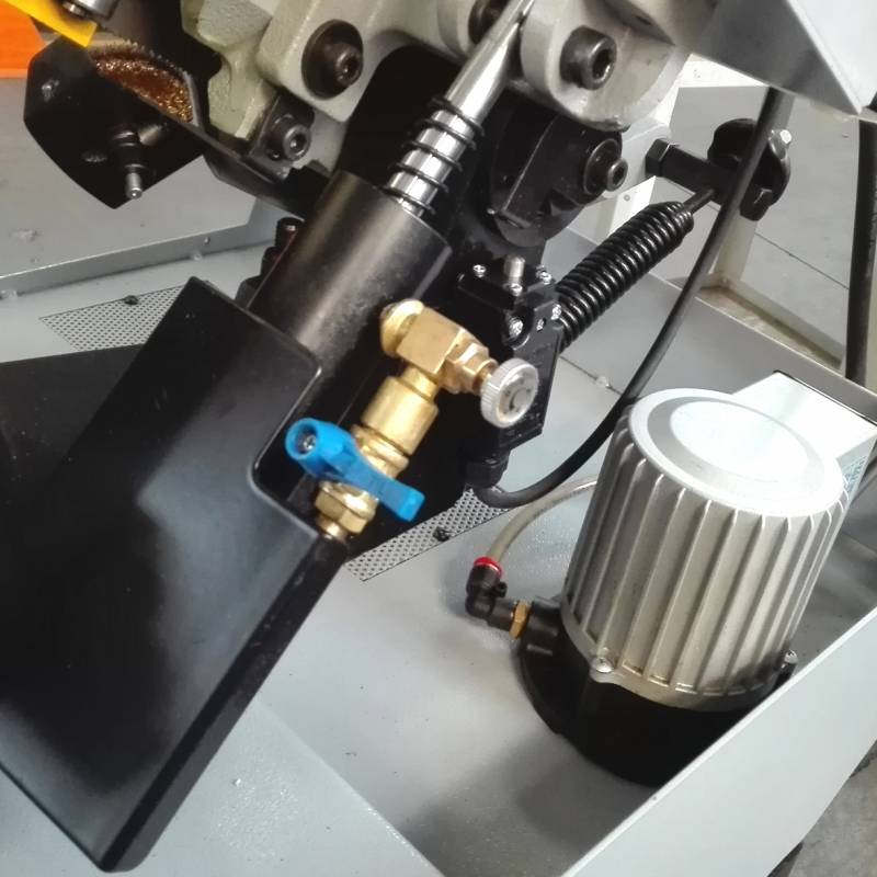 Femi N250 DA XL 230 V "Vom Spezialist für Metallsägen"