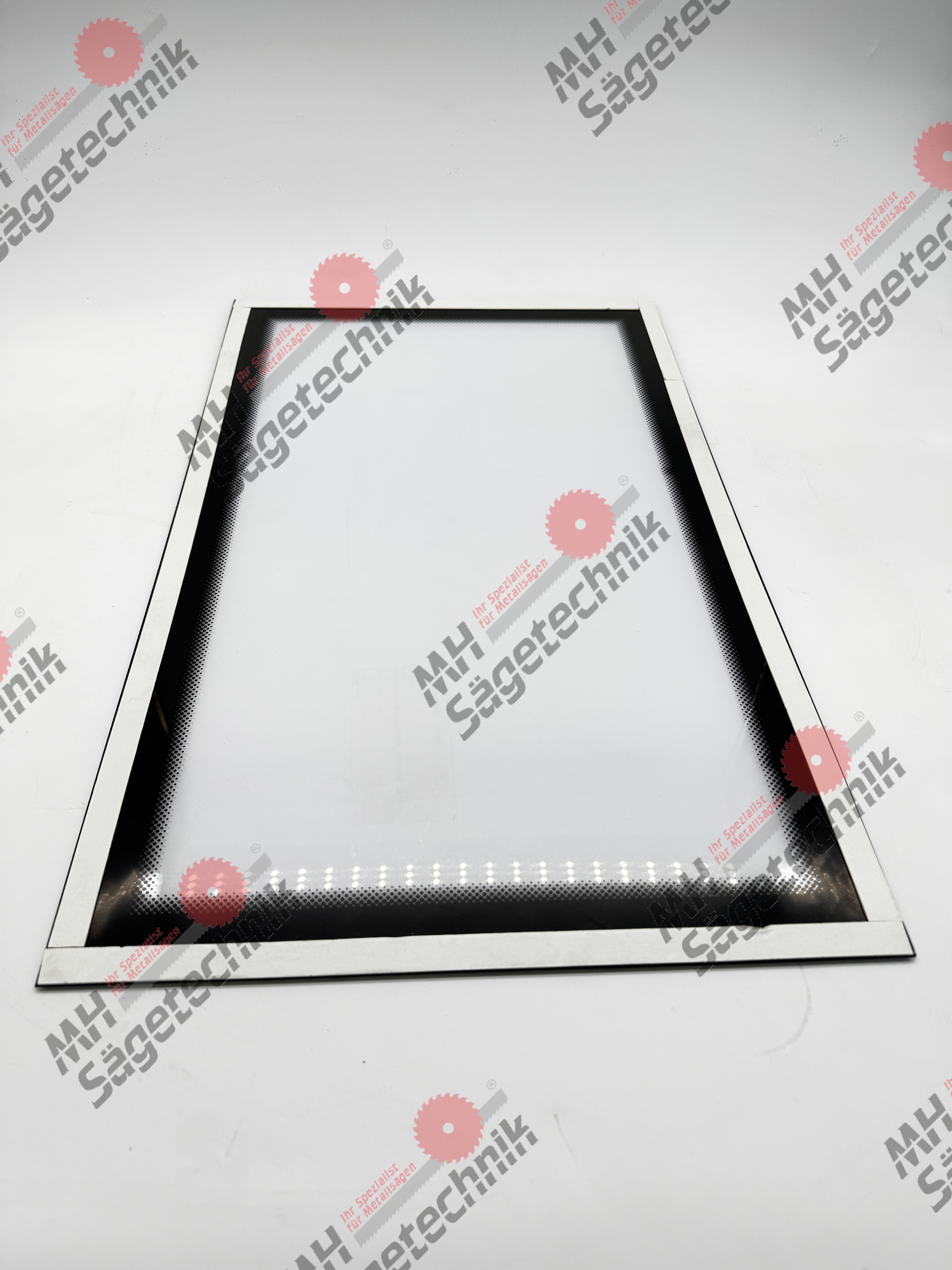 Plexiglasschutz für Abdeckung vorne